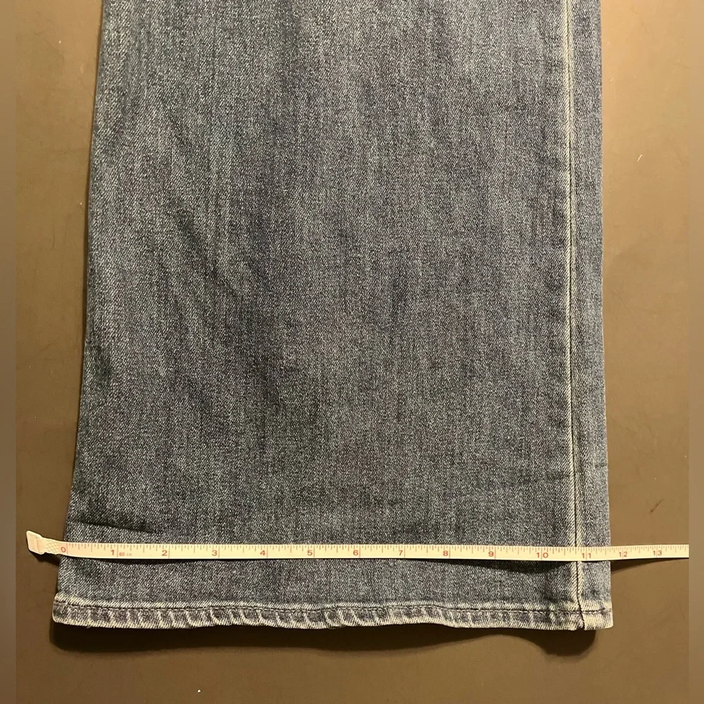 Old Navy Women’s Size 22 High Rise WOW Flare Medium Wash Blue Jeans - Picture 9 of 14